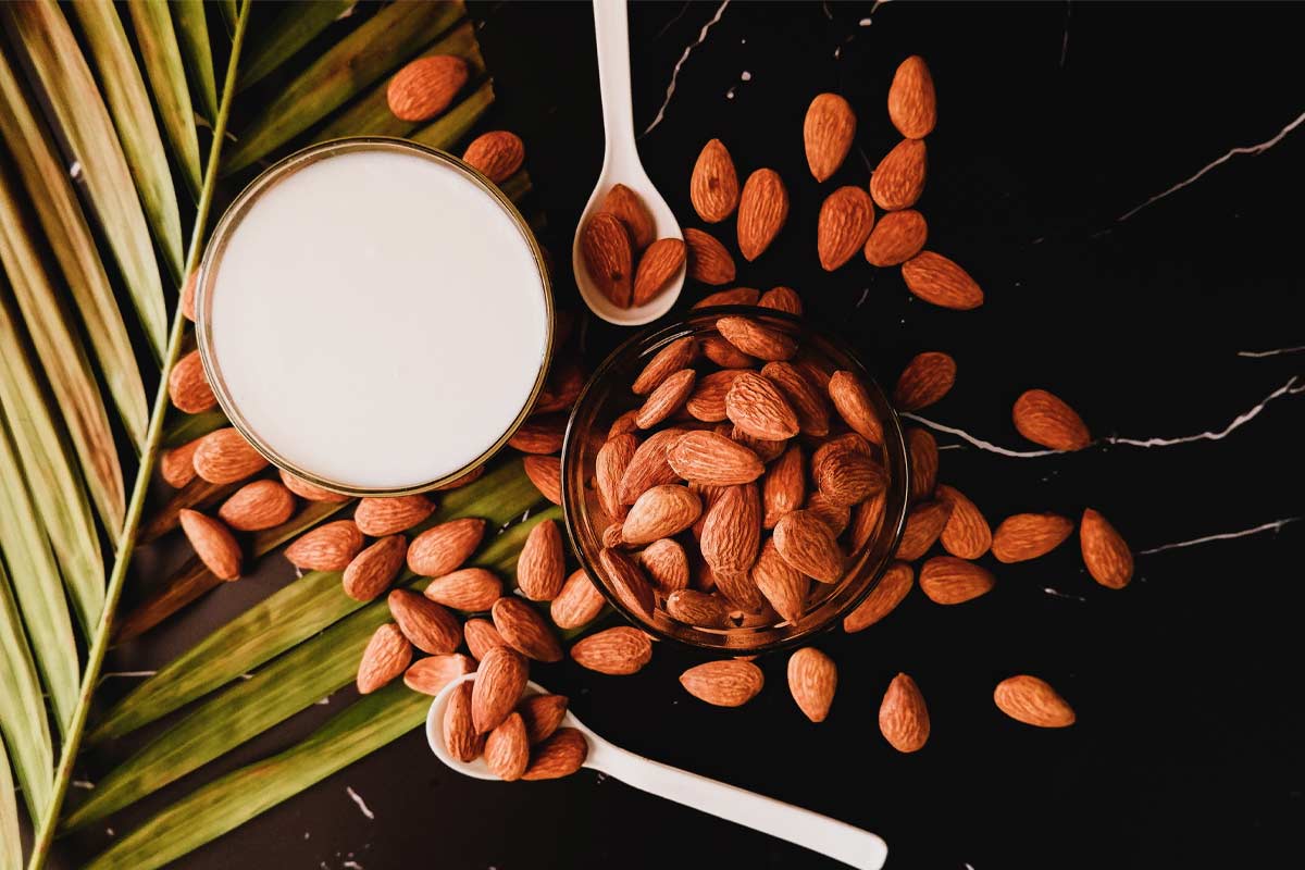 Lait d'amandes - WE ARE CLEAN - CLEAN EATING