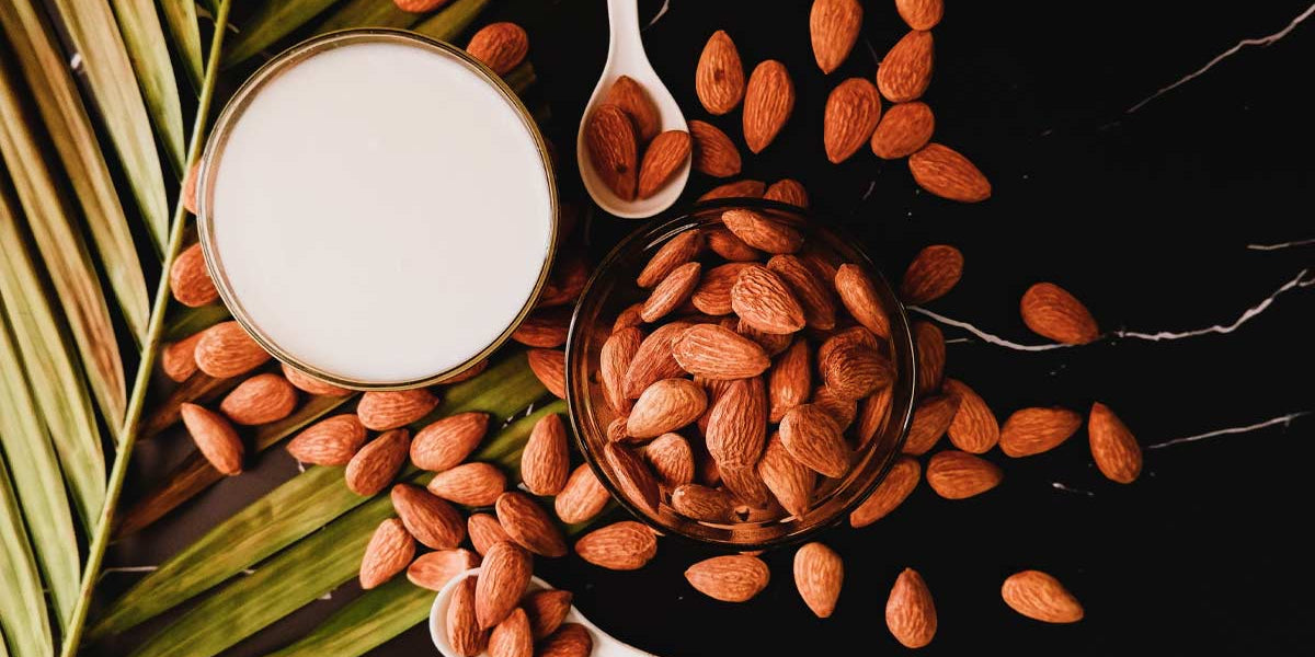 Lait d'amandes - WE ARE CLEAN - CLEAN EATING